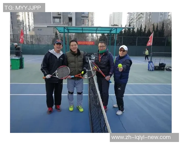 重庆网球队在精英赛中的团队协作展现出色值得赞赏与反思 重庆网球队在精英赛中的团队协作展现出色值得赞赏与反思